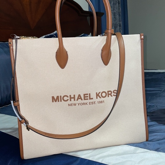 Michael Kors Mirella Tote - Picture 1 of 10